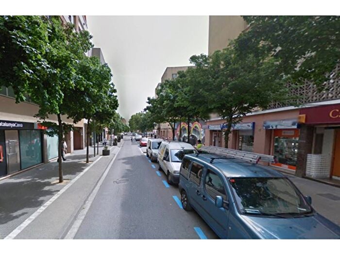 Piso en venta en Centre, Salt de 4 habitaciones