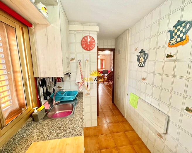 Casas en venta y pisos alquiler - 3