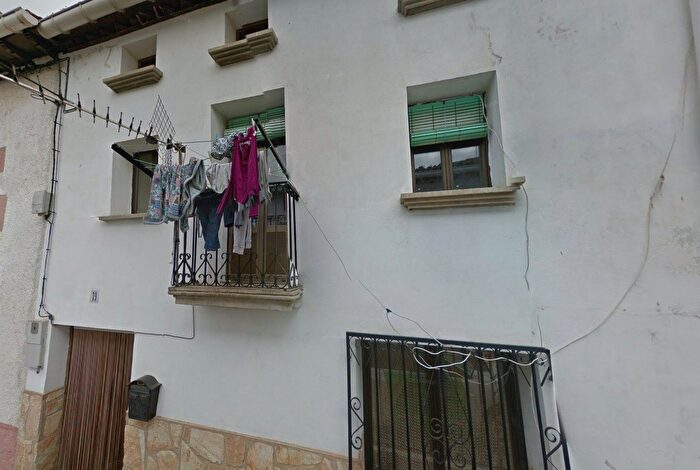 Piso en venta en Ancín Antzin, Navarra de 4 habitaciones