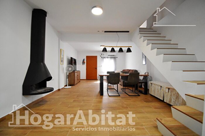 Casas en venta y pisos alquiler - 3