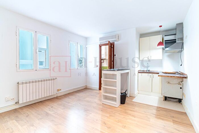 Casas en venta y pisos alquiler - 1