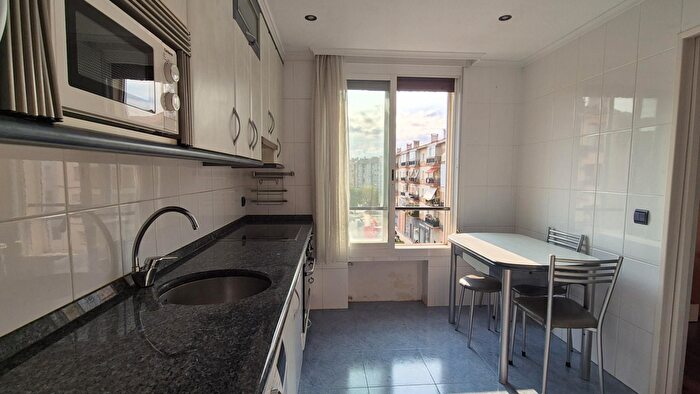 Casas en venta y pisos alquiler - 2