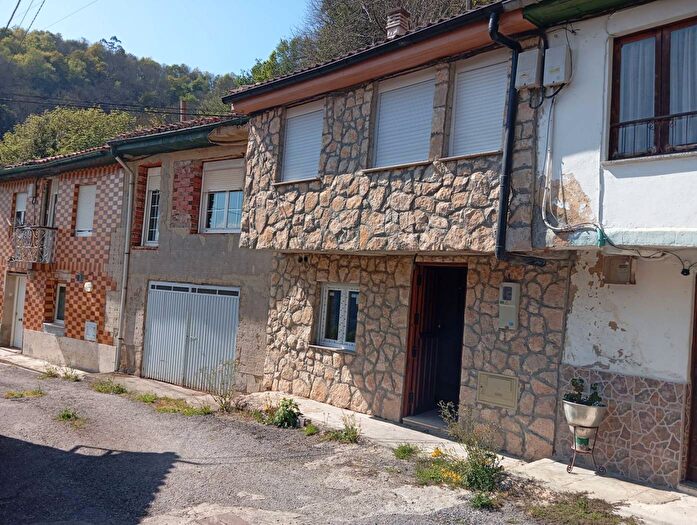 Casas en venta y pisos alquiler - 1