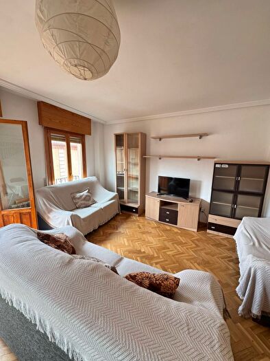 Casas en venta y pisos alquiler - 2
