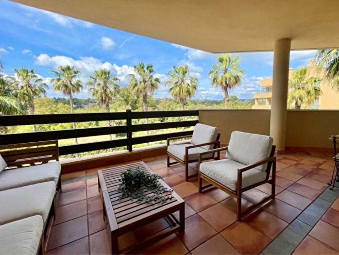 Piso en venta en Puerto de Sotogrande La Marina, Sotogrande de 3 habitaciones