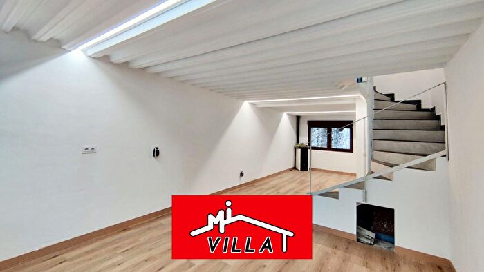 Casas en venta y pisos alquiler - 1