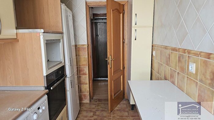 Casas en venta y pisos alquiler - 2