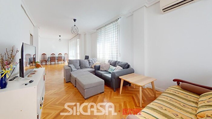 Casas en venta y pisos alquiler - 1