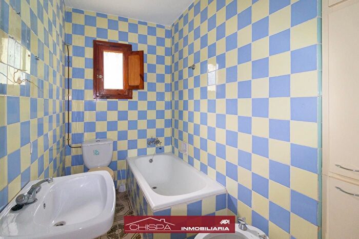 Casas en venta y pisos alquiler - 3