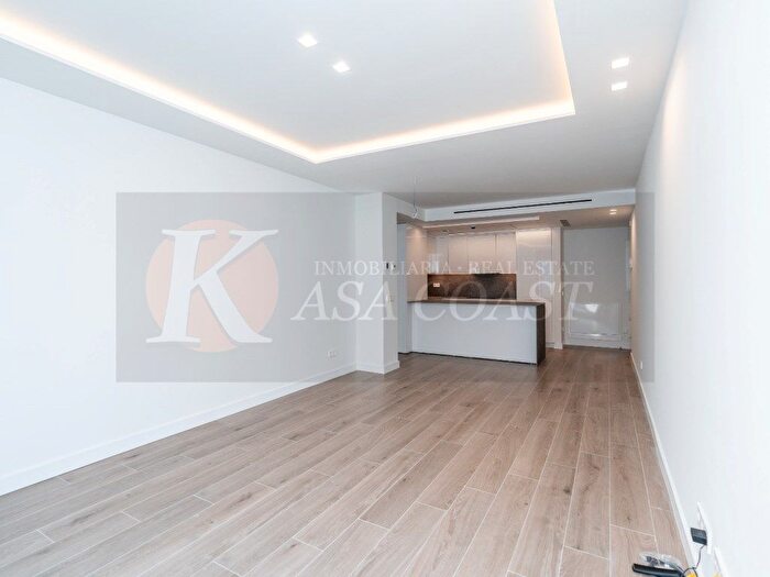 Piso en venta en Puerto Deportivo, Fuengirola de 2 habitaciones