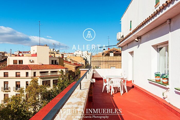 Casas en venta y pisos alquiler - 1