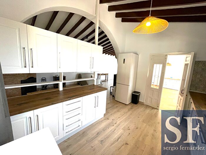 Casas en venta y pisos alquiler - 2