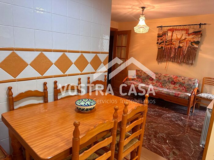 Casas en venta y pisos alquiler - 2