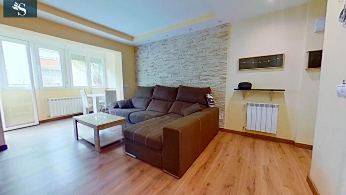 Casas en venta y pisos alquiler - 1