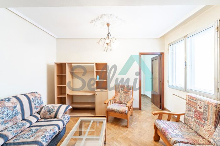 Casas en venta y pisos alquiler - 1