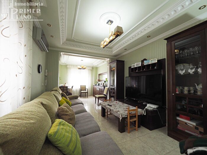 Casas en venta y pisos alquiler - 1