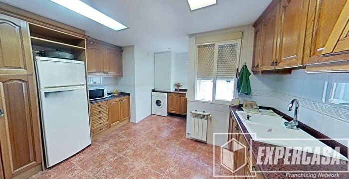 Casas en venta y pisos alquiler - 2