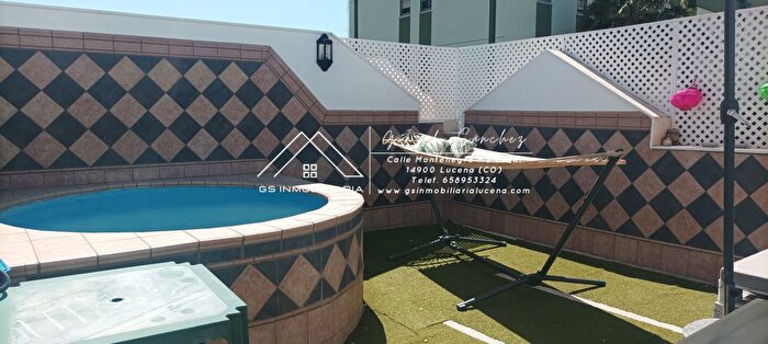 Casa en venta en El Valle, Lucena de 3 habitaciones