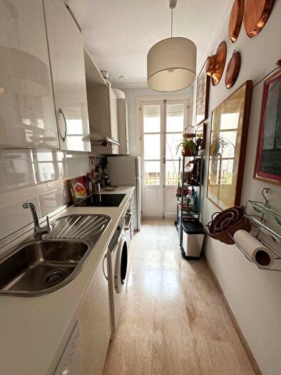 Casas en venta y pisos alquiler - 2