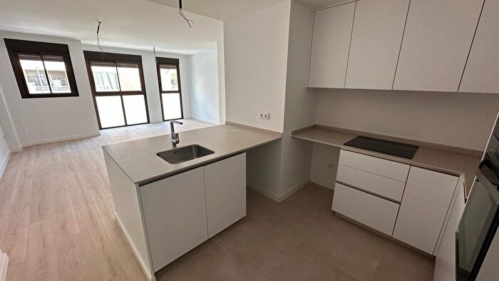 Casas en venta y pisos alquiler - 2