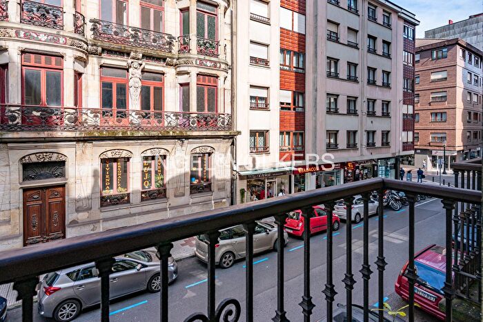 Casas en venta y pisos alquiler - 2
