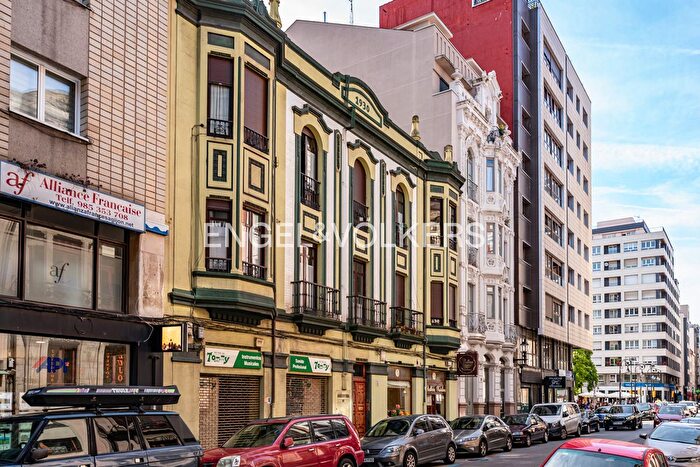 Casas en venta y pisos alquiler - 1