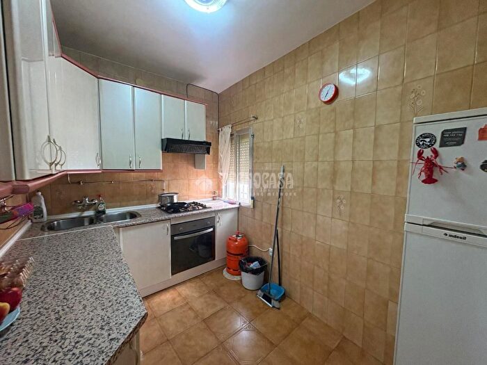 Casas en venta y pisos alquiler - 2