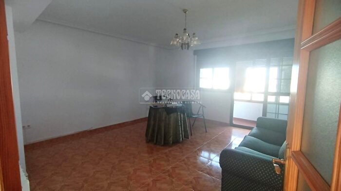 Casas en venta y pisos alquiler - 2