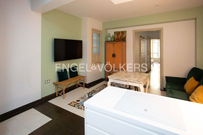 Casas en venta y pisos alquiler - 2