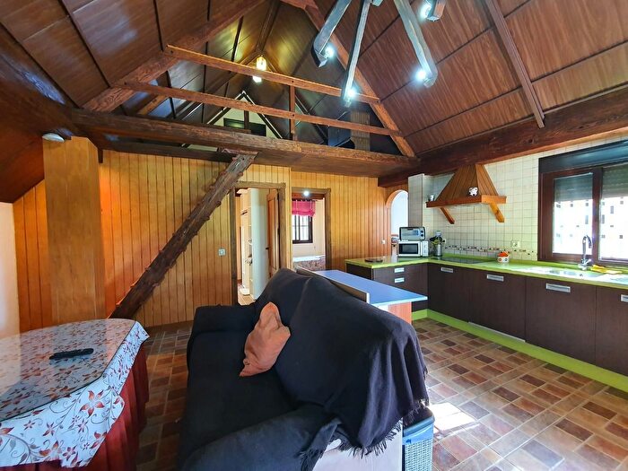 Casas en venta y pisos alquiler - 2