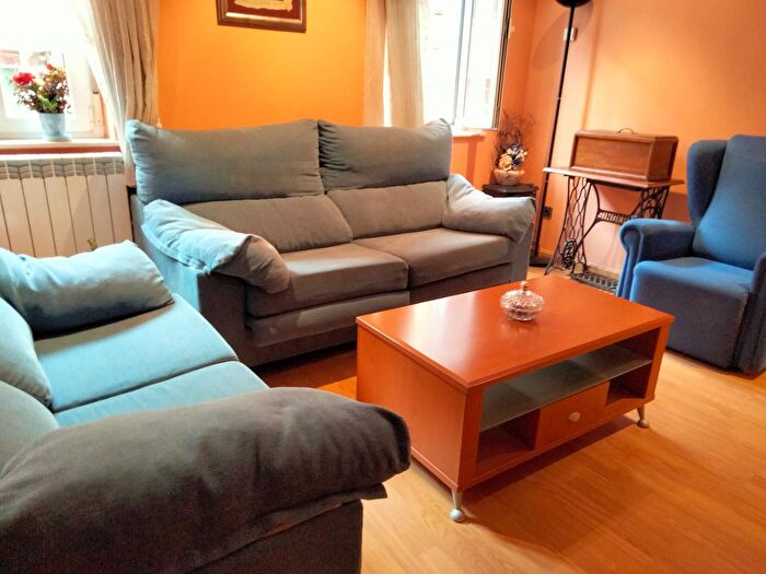 Casas en venta y pisos alquiler - 2