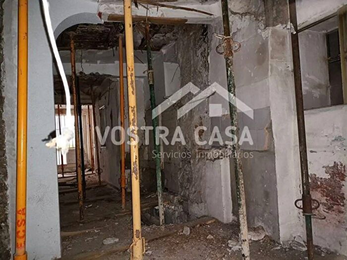 Casas en venta y pisos alquiler - 3