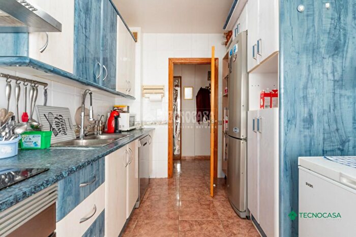 Casas en venta y pisos alquiler - 2