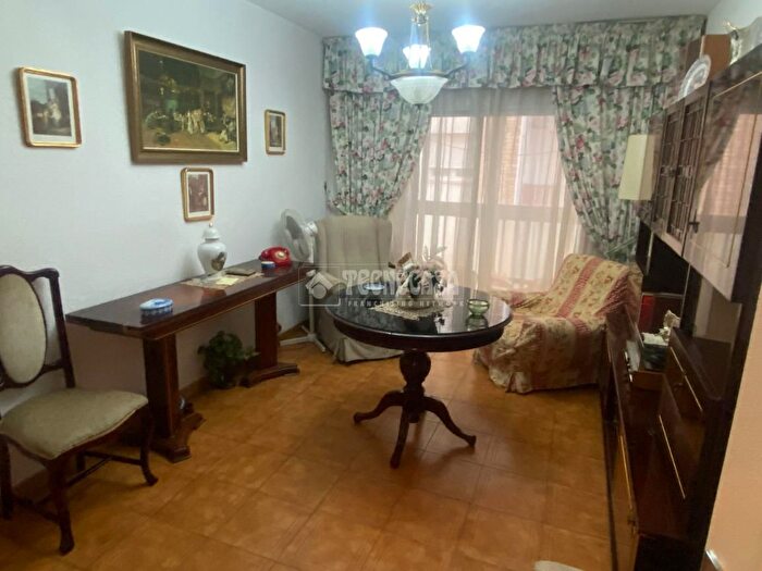Casas en venta y pisos alquiler - 1