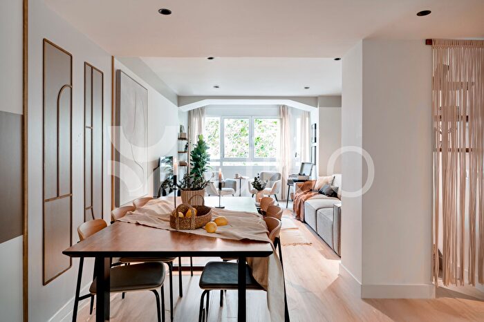 Casas en venta y pisos alquiler - 3