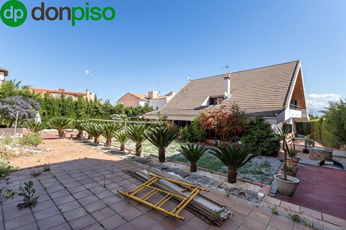 Casa en venta en San Francisco Chorillo, Las Gabias de 5 habitaciones