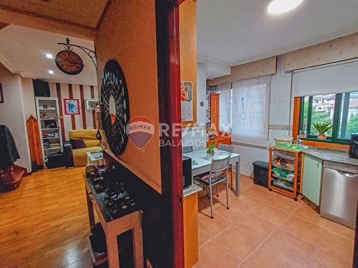 Casas en venta y pisos alquiler - 2