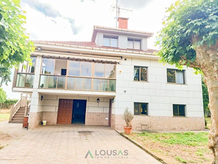 Casas en venta y pisos alquiler - 1