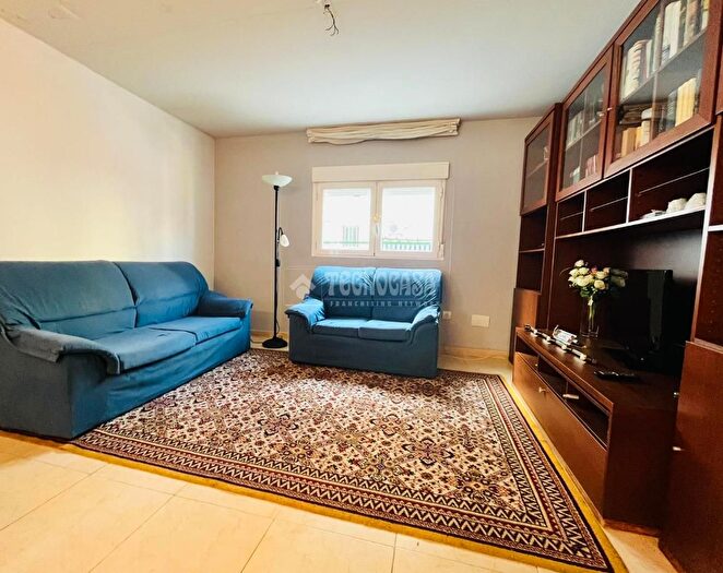 Casas en venta y pisos alquiler - 3