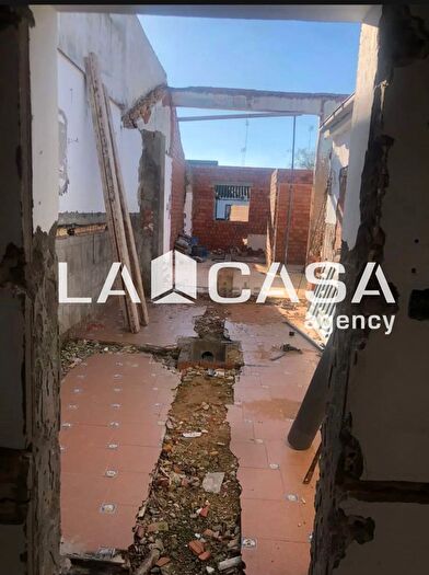 Casas en venta y pisos alquiler - 3