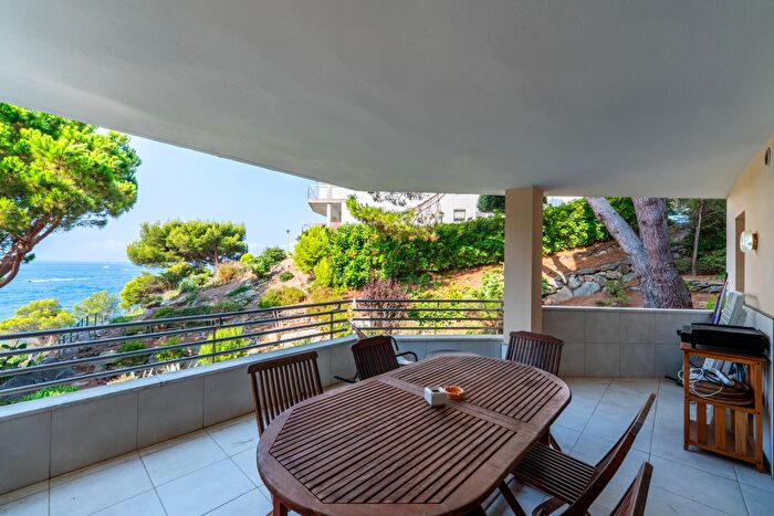 Piso en venta en Almadrava Canyelles PuigRom, Roses de 4 habitaciones