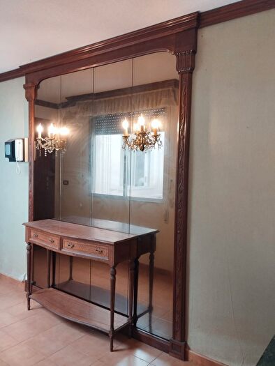 Casas en venta y pisos alquiler - 1