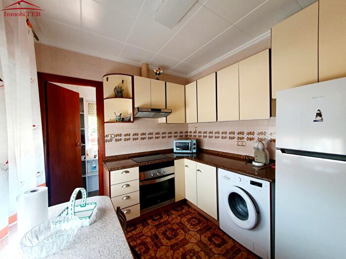 Casas en venta y pisos alquiler - 2