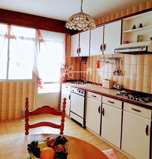 Casas en venta y pisos alquiler - 2