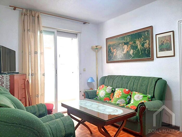 Piso en venta en Ciudad Lineal, Ventas de 3 habitaciones