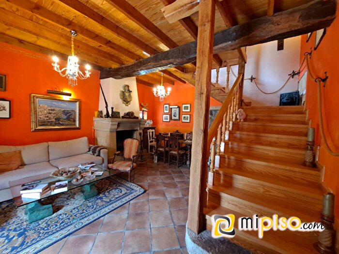 Casas en venta y pisos alquiler - 2