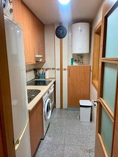 Casas en venta y pisos alquiler - 2