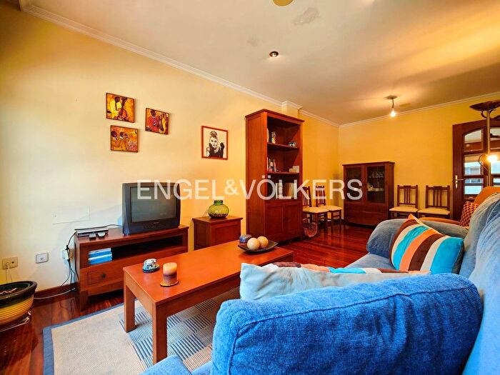 Casas en venta y pisos alquiler - 2