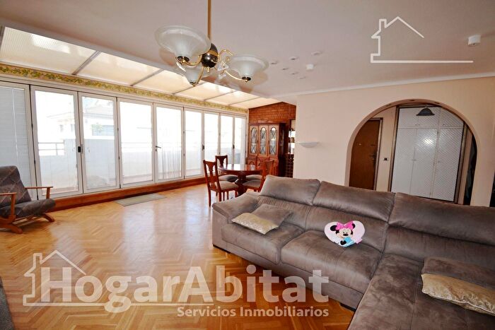Casas en venta y pisos alquiler - 2