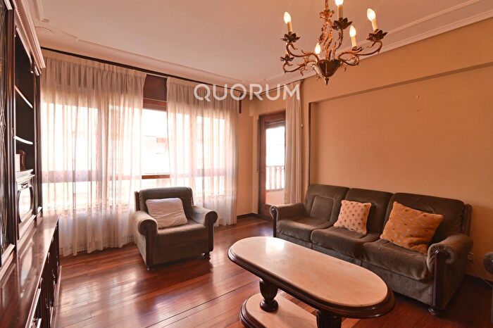Casas en venta y pisos alquiler - 2